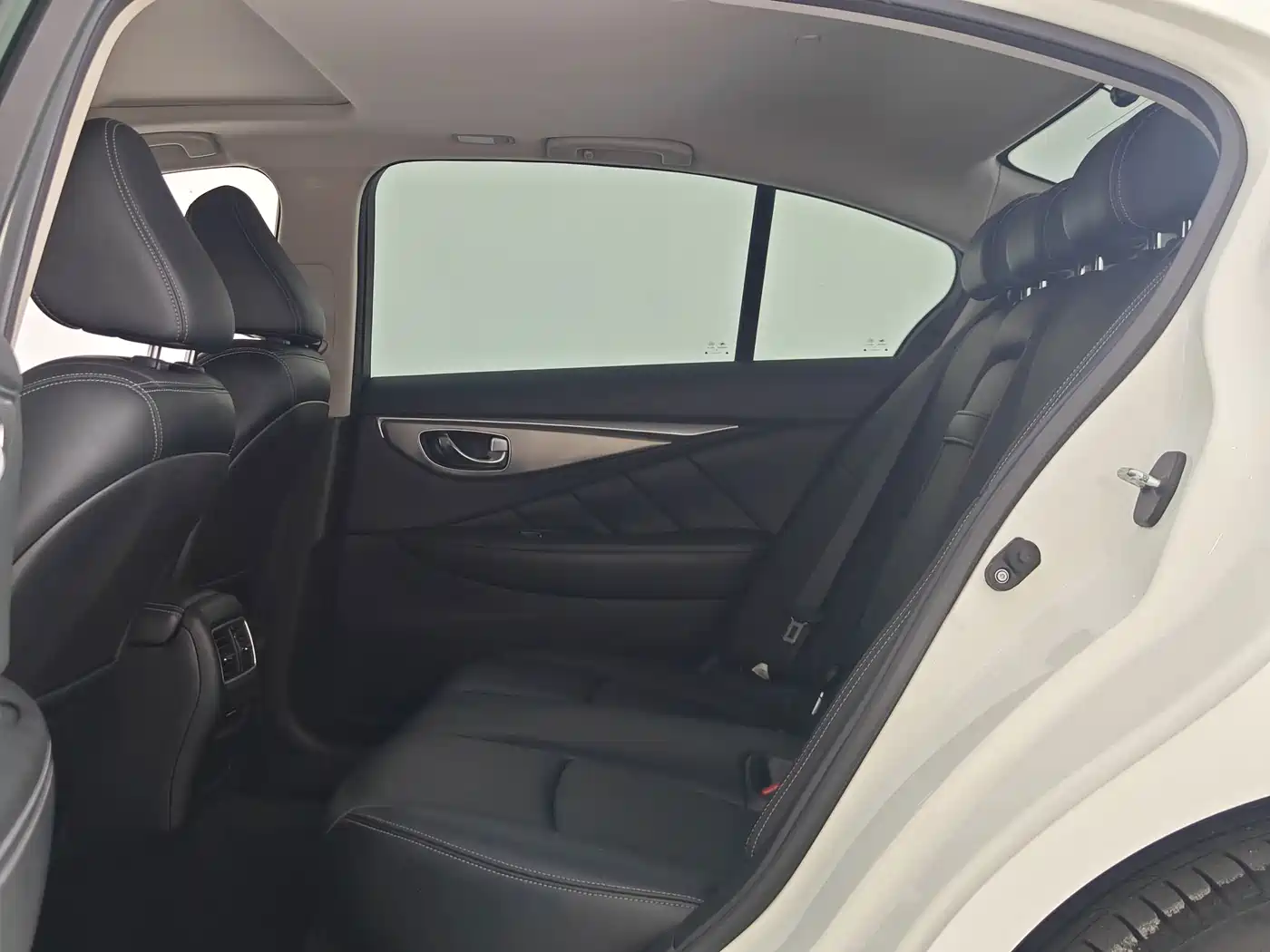 Infiniti Q50L 2018 2016 Model 2.0T Progressive Edition