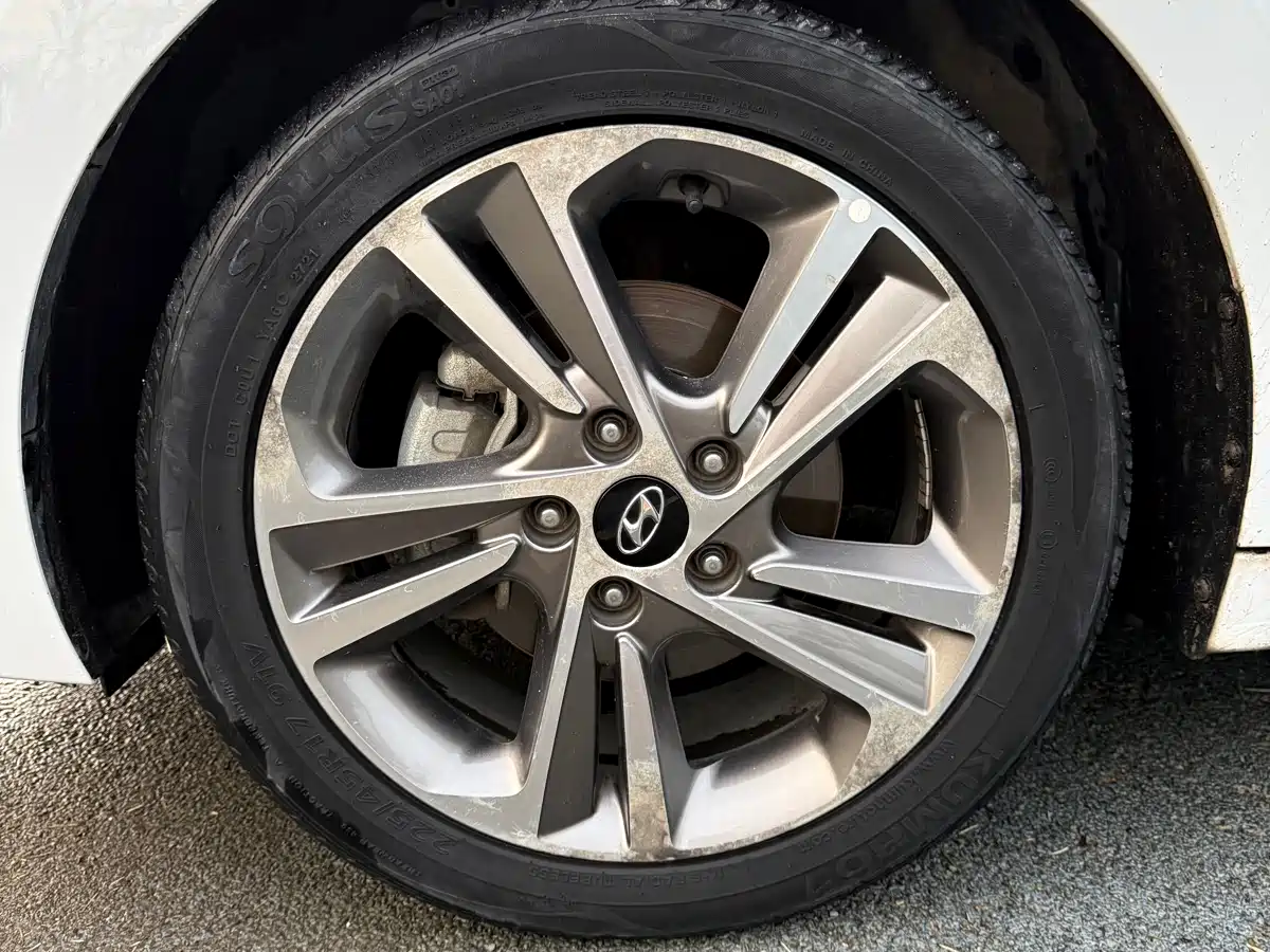 Hyundai Elantra 2016 Model 1.6L Automatic Smart Elite фото 21