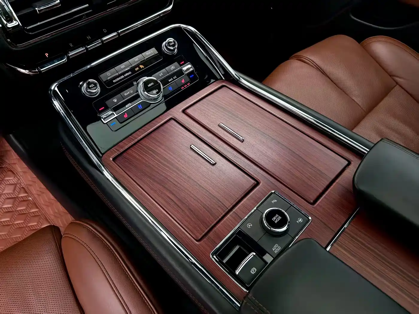 Lincoln Navigator 2020 3.5T Long Wheelbase Presidential Edition фото 6
