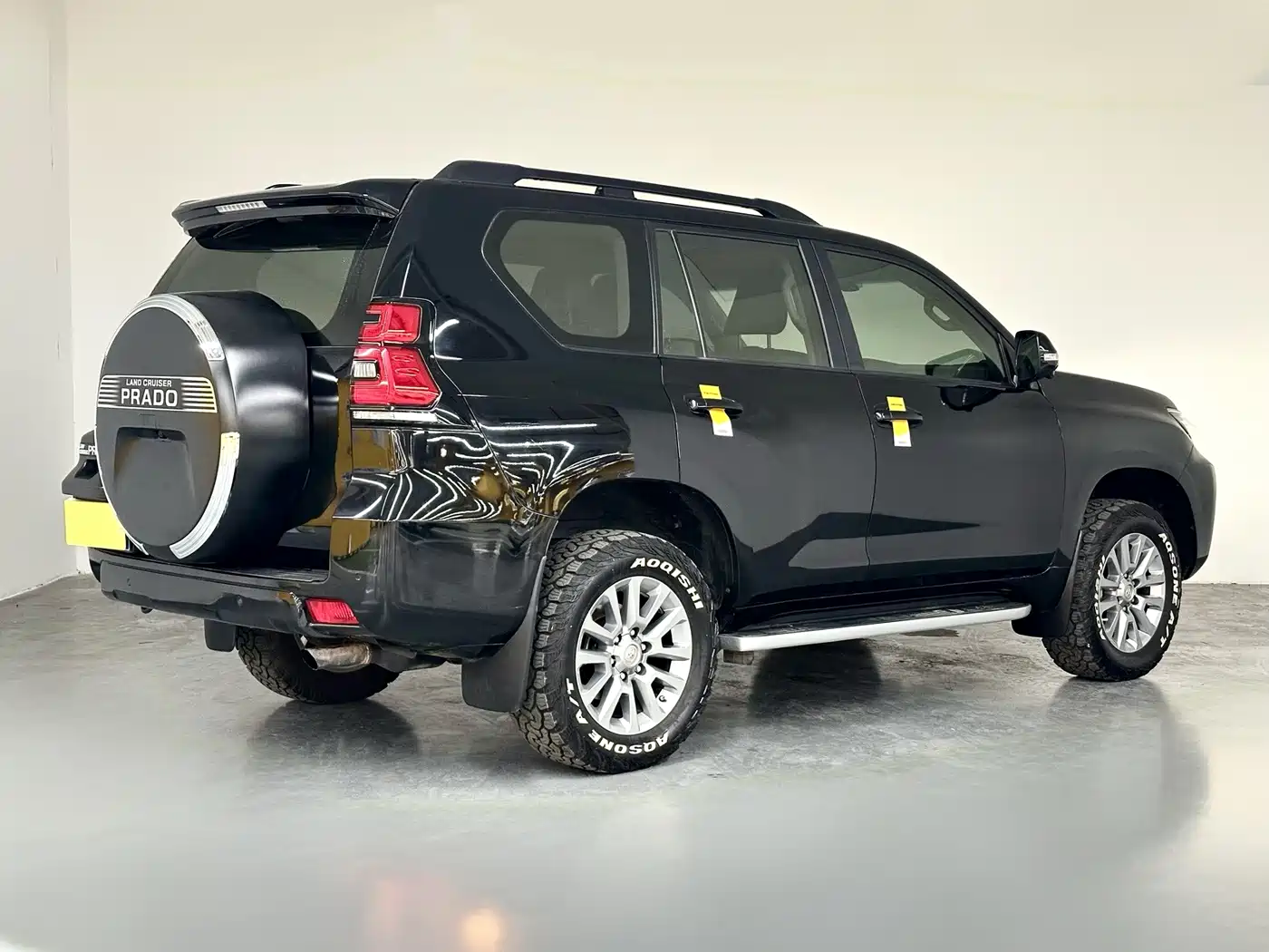 Toyota Prado 2019 2018 3.5L Automatic TX-L NAVI Rear-mounted Spare Tire