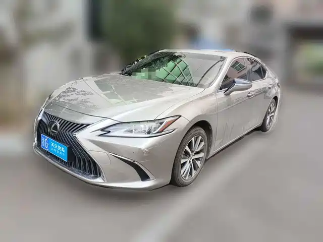 Lexus ES 2020 200 Excellence — фото 1