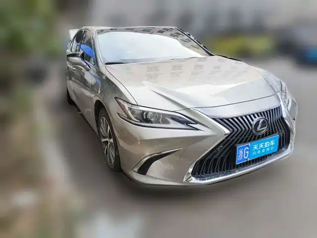 Lexus ES 2020 200 Excellence — фото 3