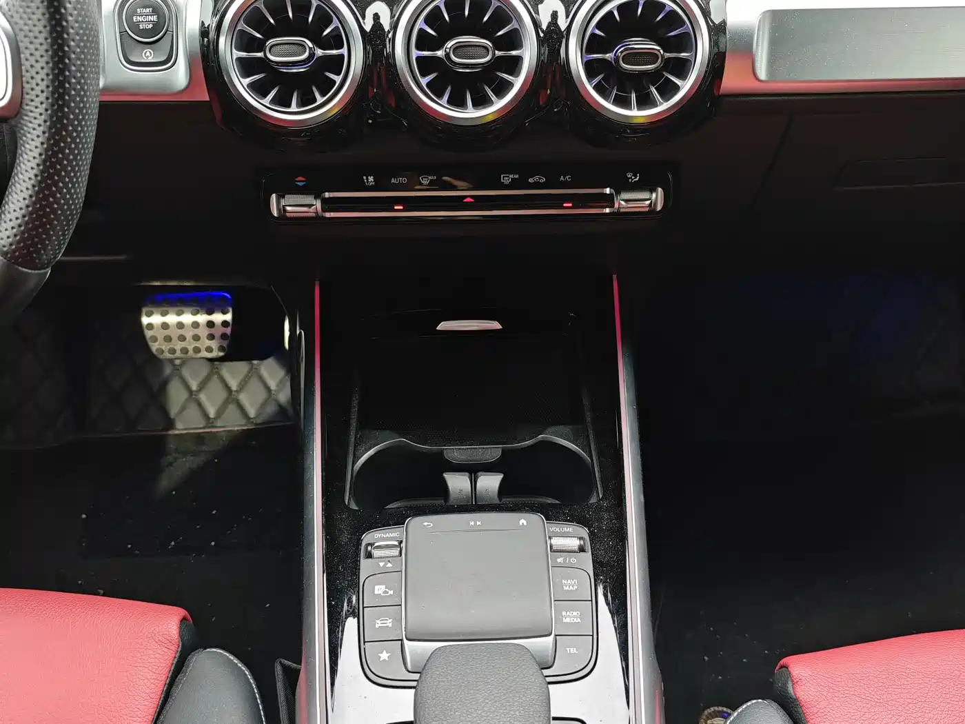 Mercedes-Benz GLB AMG 2021 AMG GLB 35 4MATIC фото 12