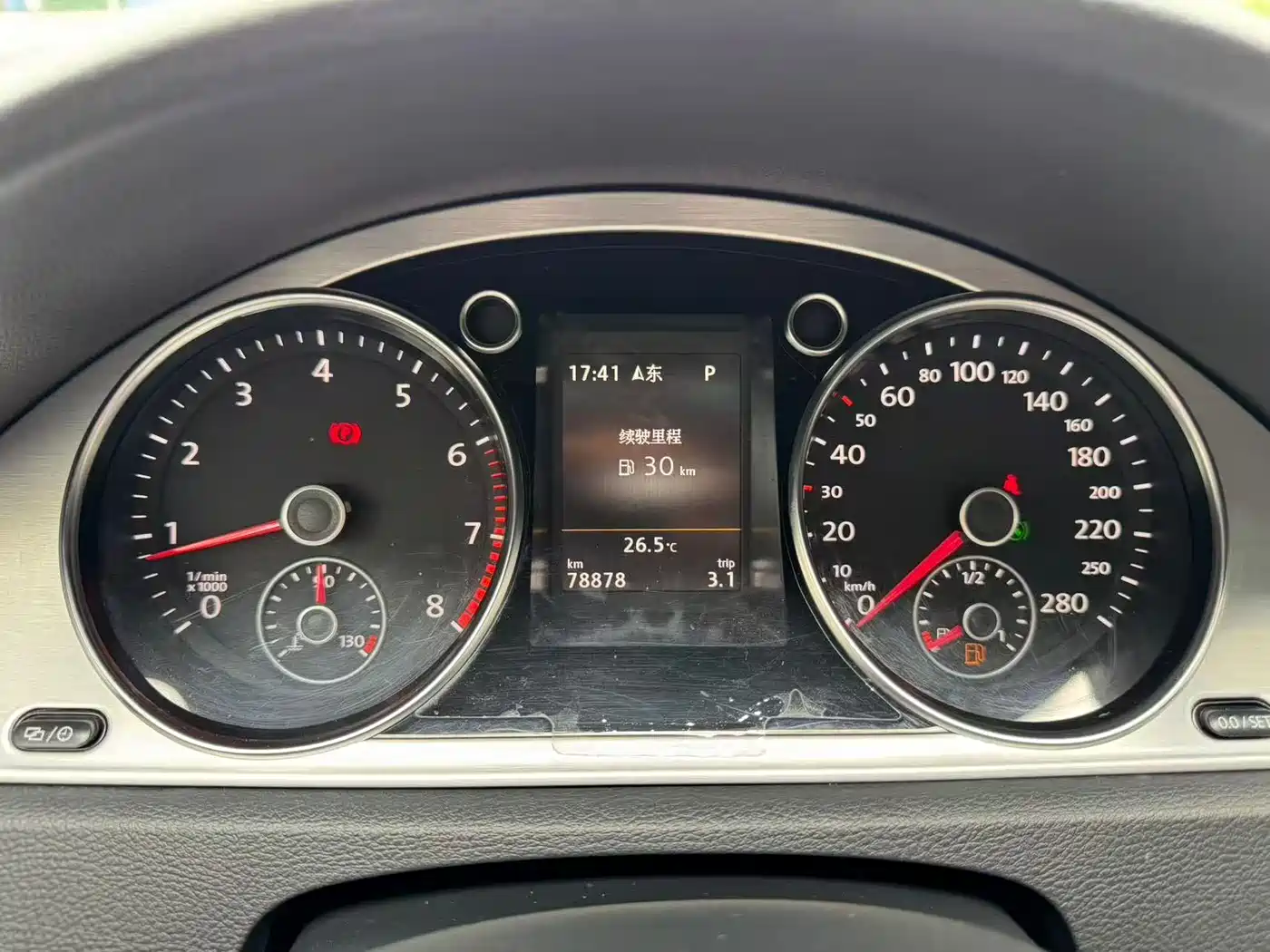 Volkswagen FAW-Volkswagen CC 2016 Model 1.8TSI Luxury фото 6