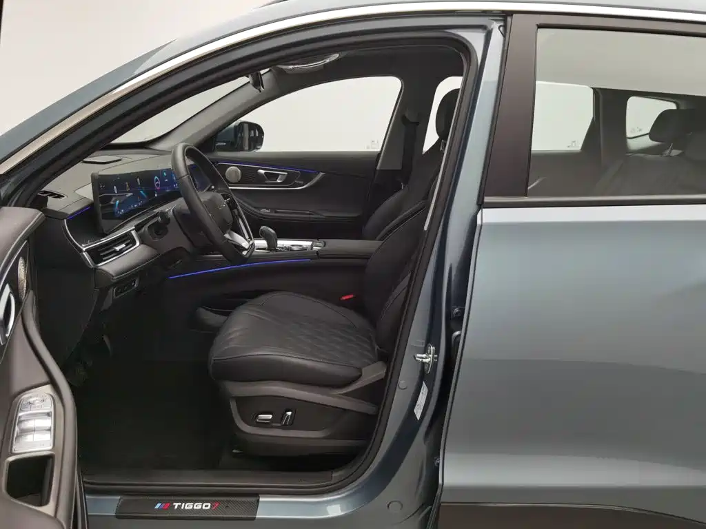 Chery Tiggo 7 PLUS New Energy 2023 2023 1.5T Smart Distance Model