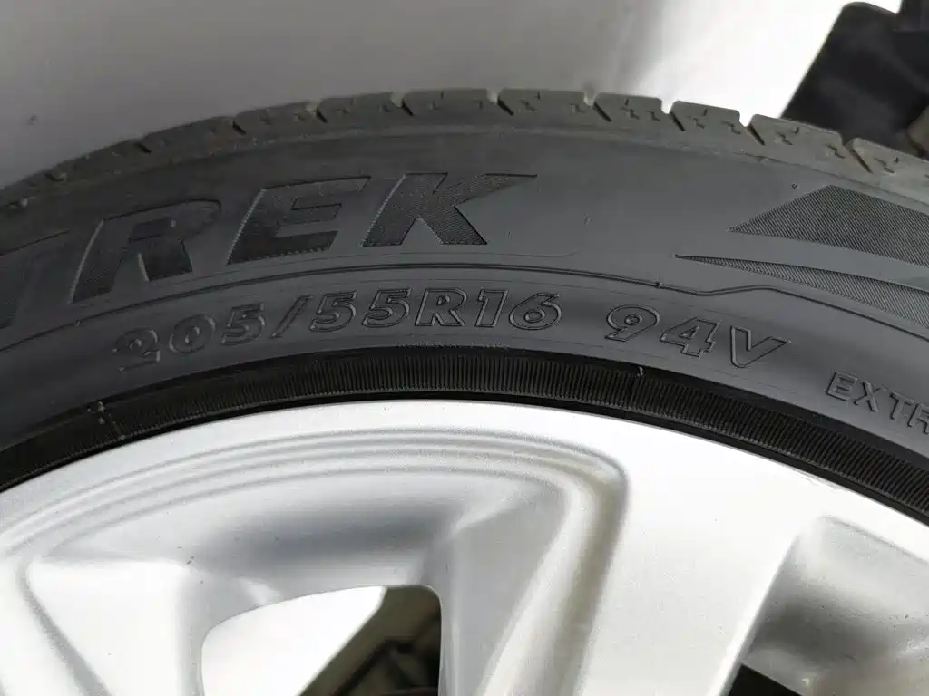 Фото 24 - Buick Excelle