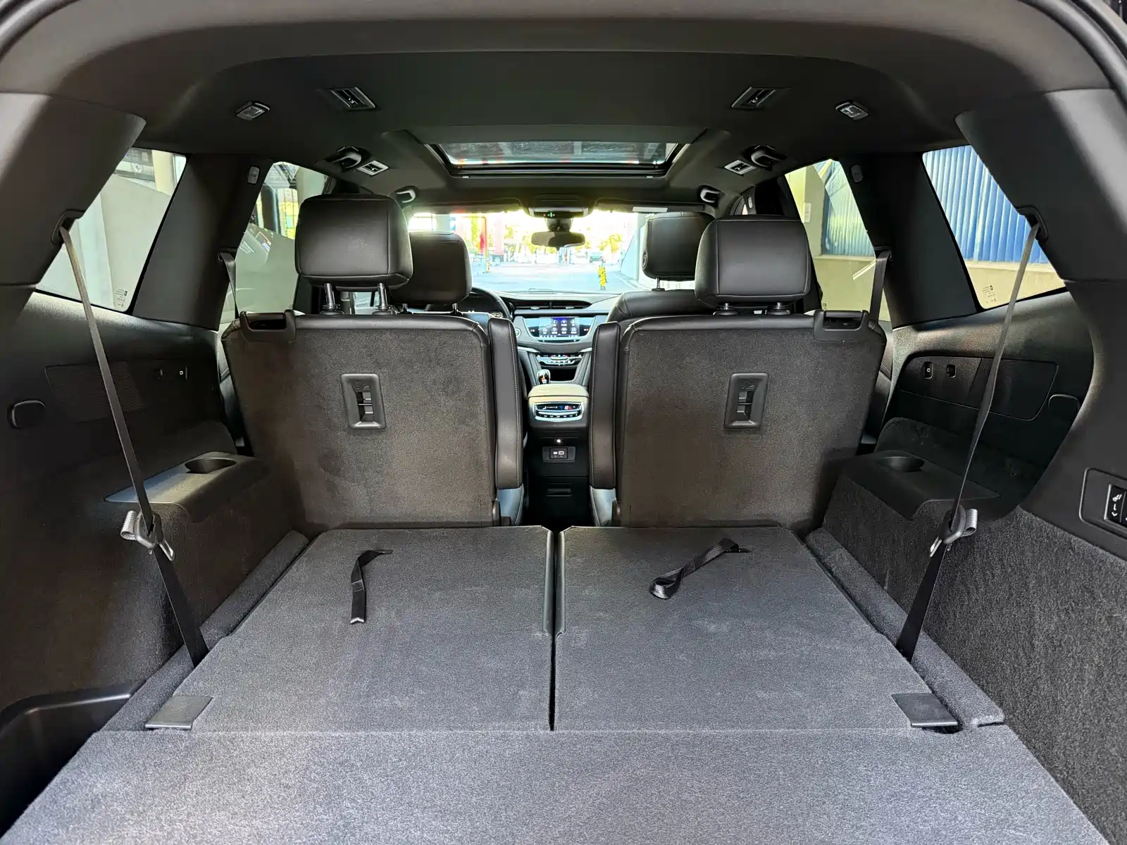 Photo 19 - Cadillac XT6