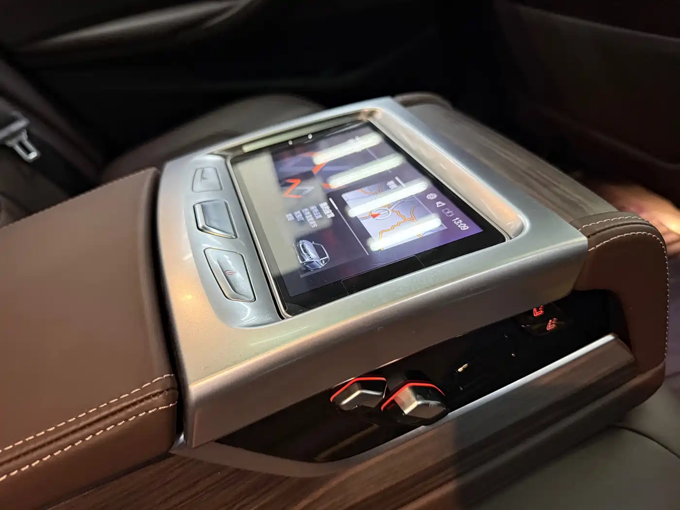 BMW 5 Series 2020 530Li Premium Luxury Package фото 7
