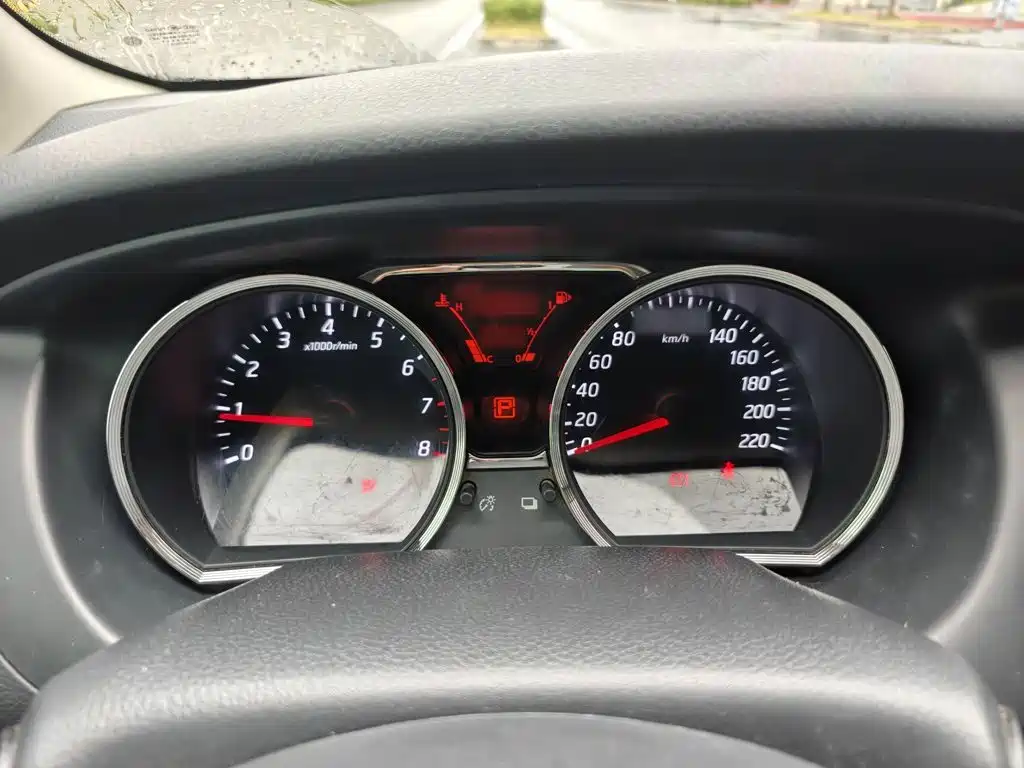 2017 Nissan Livina