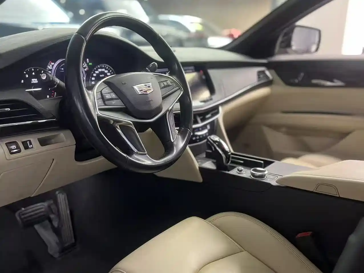 Cadillac CT6 2019 28T Fashion Model фото 6
