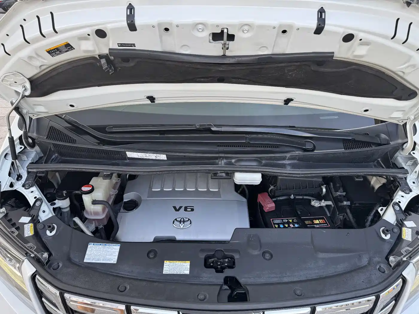 Toyota Alphard 2015 3.5L Luxury Edition фото 23