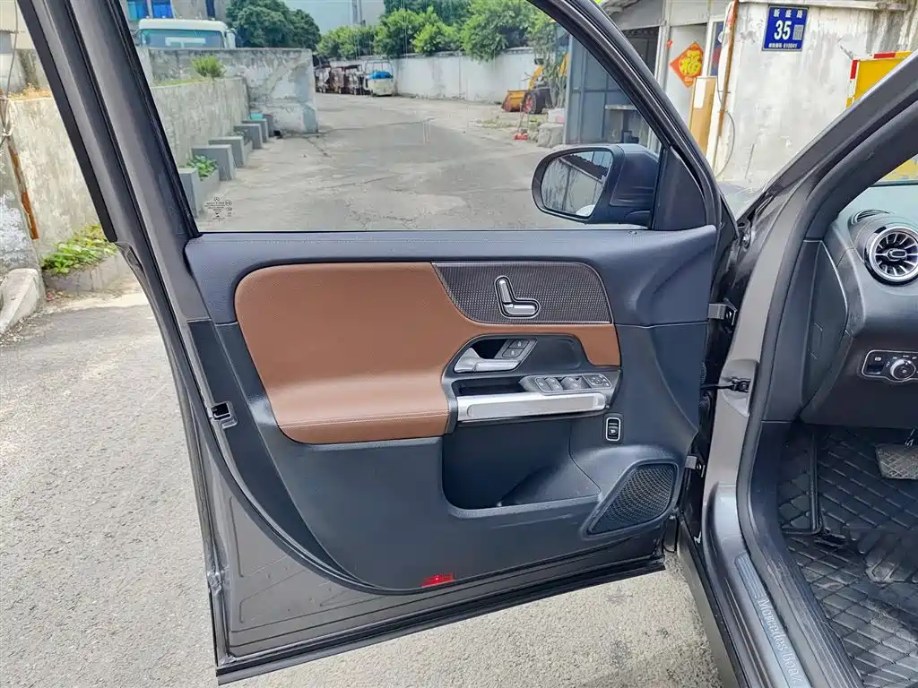 Mercedes-Benz GLB 2021 GLB 200 Dynamic фото 6