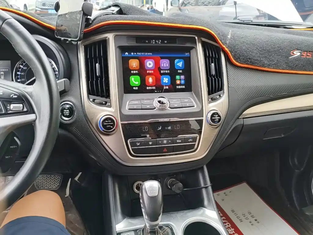 Changan CS95 2018 2017 2.0T 2WD Intelligent Expansion Edition