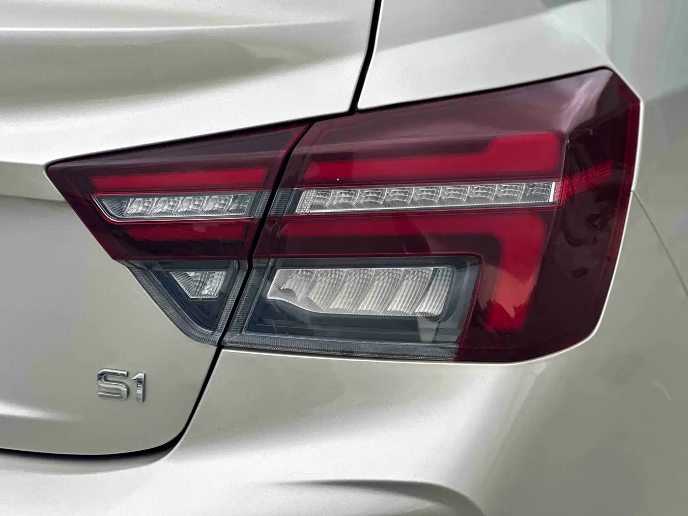 Geely Vision S1 2018 2018 1.4T CVT Sharp Enjoy