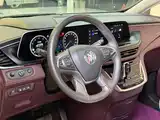 Photo 7 - Buick GL8