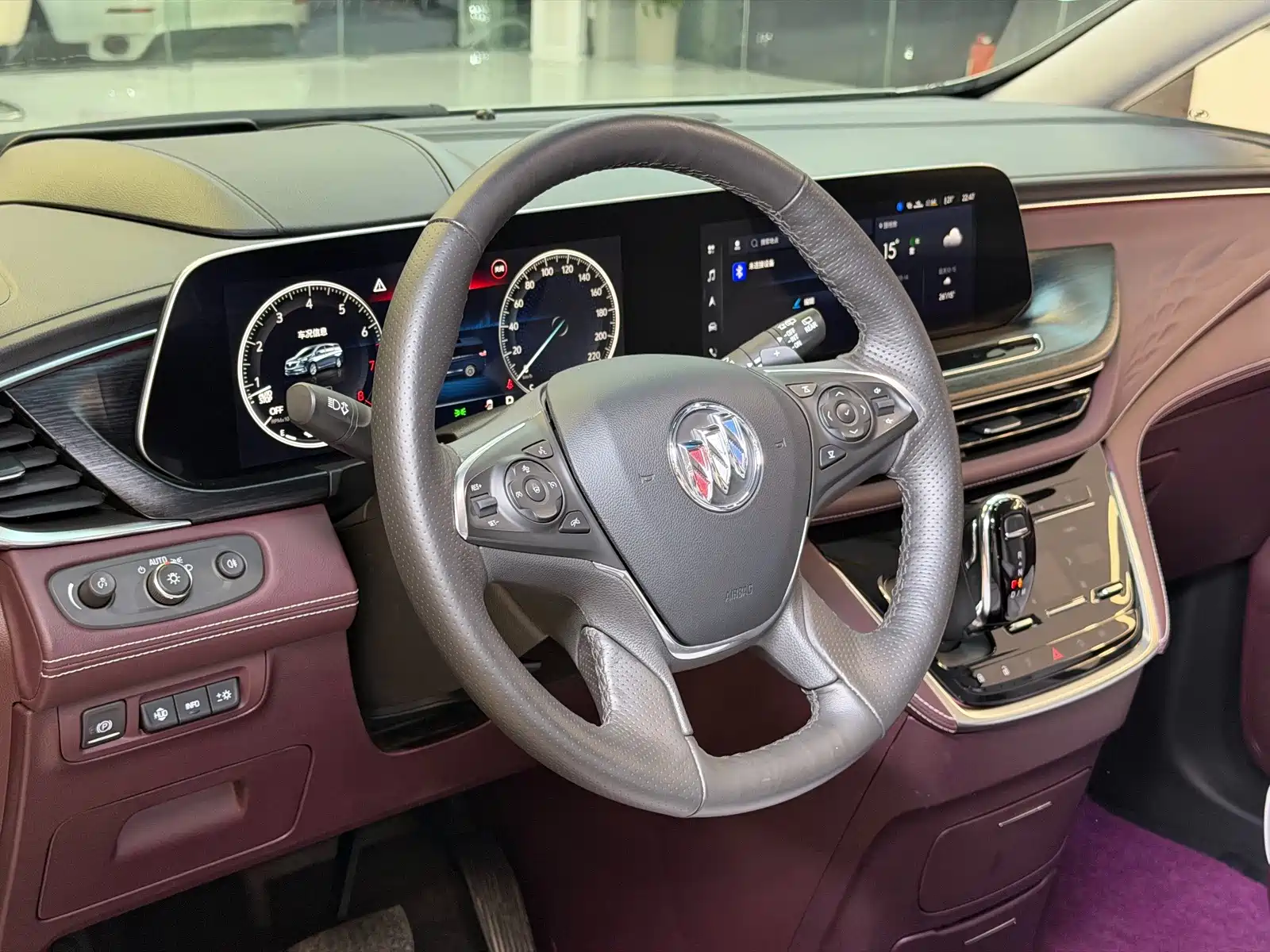 Photo 7 - Buick GL8