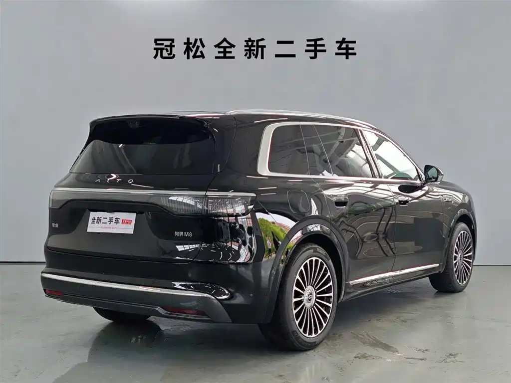 AITO Wenjie AITO M8 2025 Model Extended Range Max Edition 37kWh 6-Seater фото 4