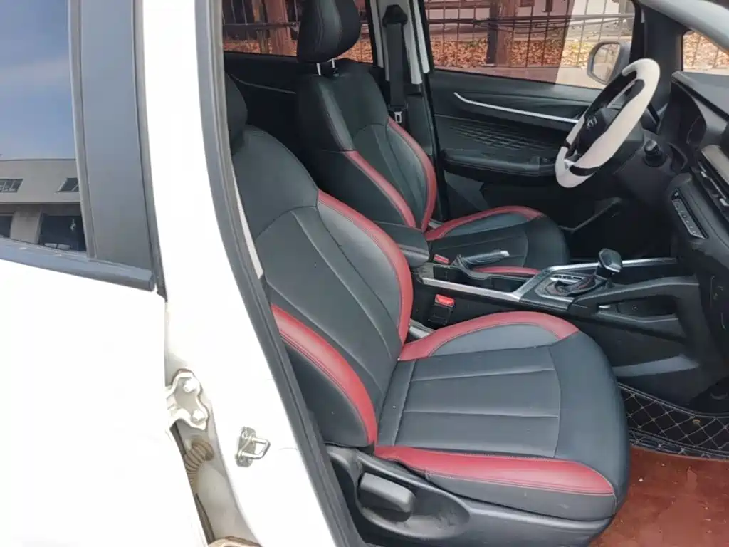 Geely Vision X3 2022 2021 PRO 1.5L CVT Premium
