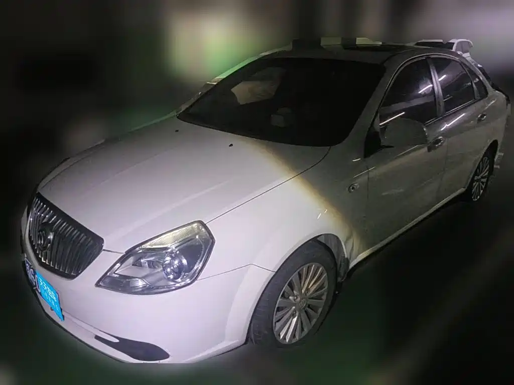 Photo 1 - Buick Excelle
