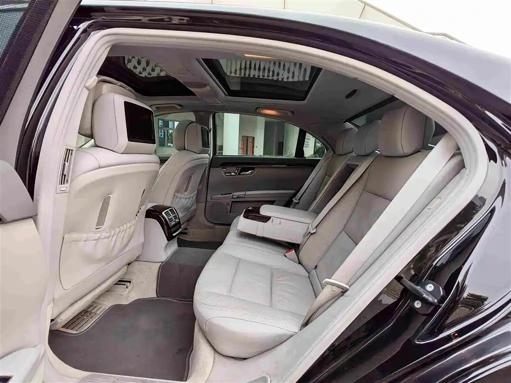 Mercedes-Benz S-Class 2010 2010 S 300 L Luxury