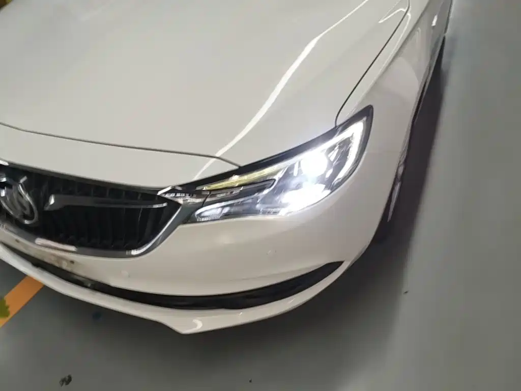 Фото 24 - Buick Excelle