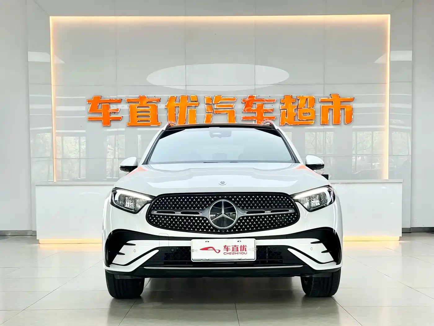 MERCEDES-BENZ GLC