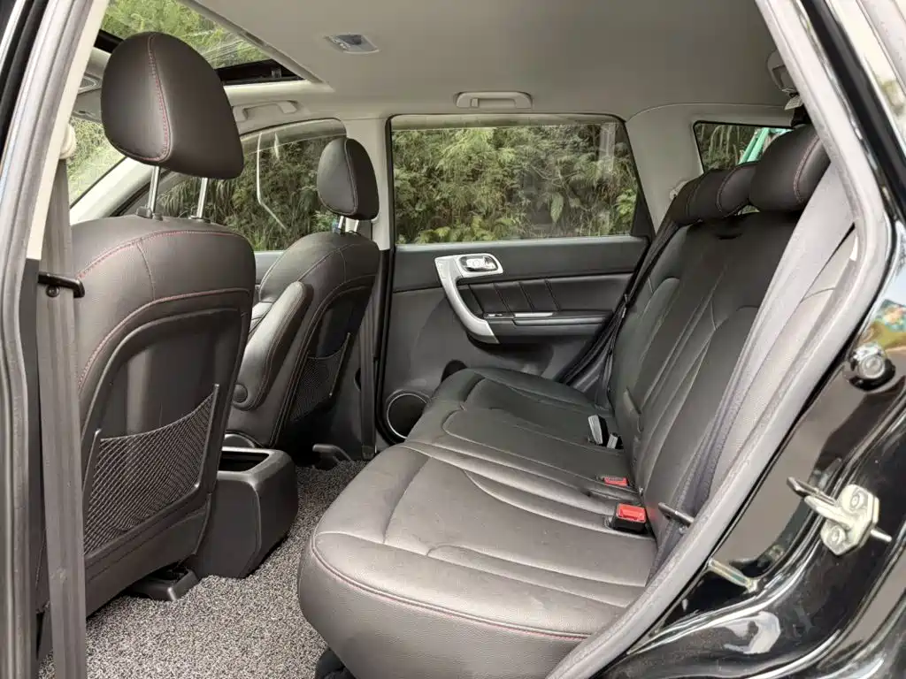 Photo 16 - Haval H6