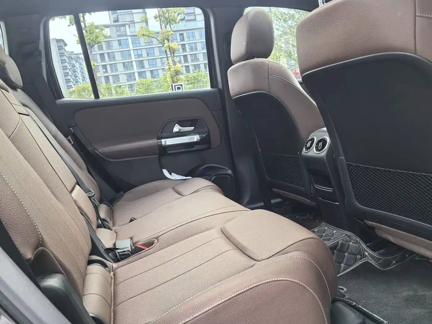 Mercedes-Benz GLB 2025 GLB 220 Dynamic фото 15
