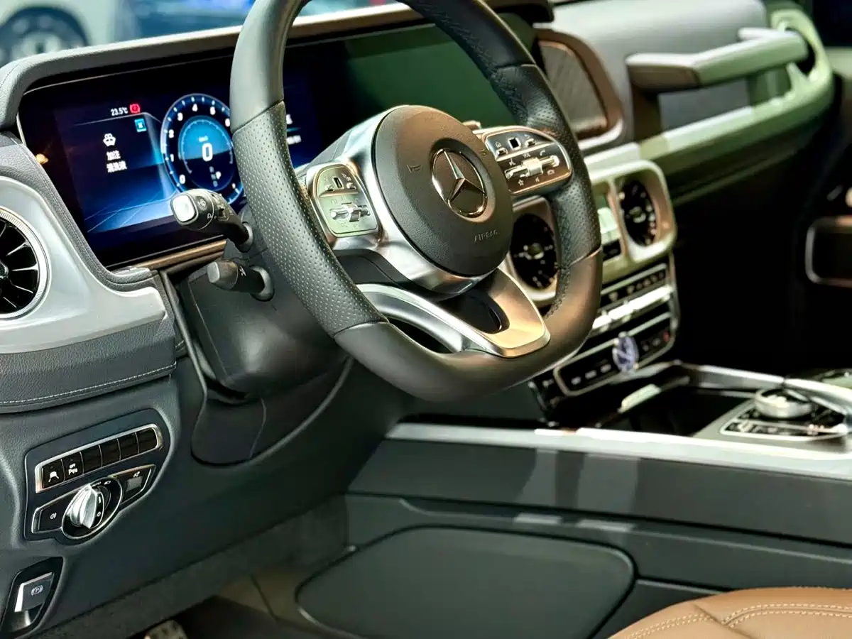 Mercedes-Benz G-Class 2023 G 350 фото 15