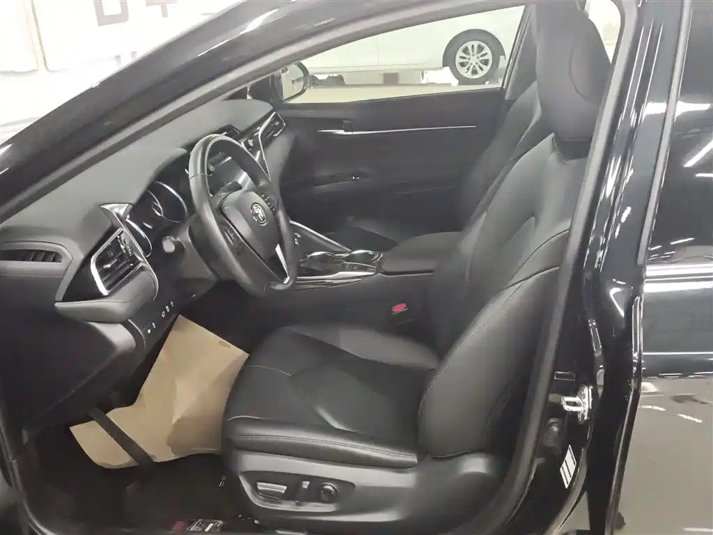 Toyota Camry 2019 2.5G Luxury (China V) фото 11