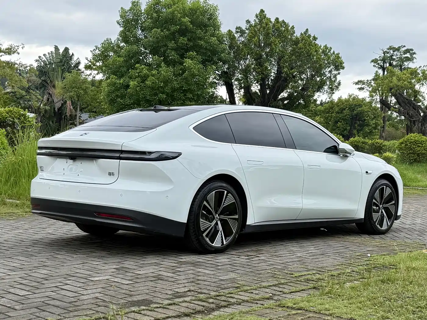NIO ET7 2025 2024 75kWh Executive Edition