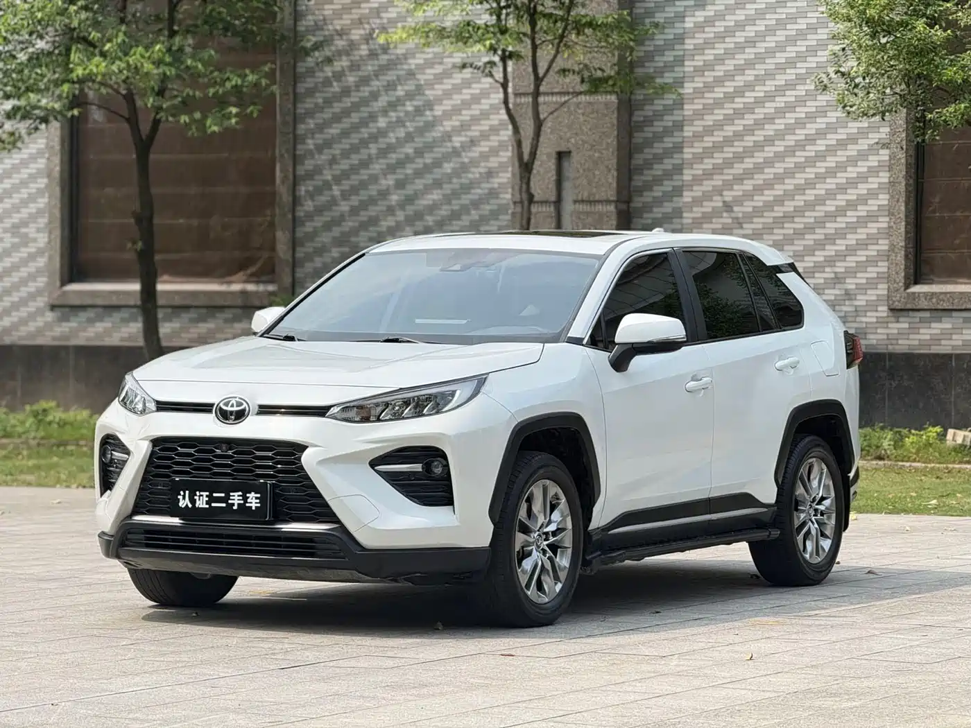 Toyota Wildlander 2022 2.0L CVT AWD Luxury PLUS Edition