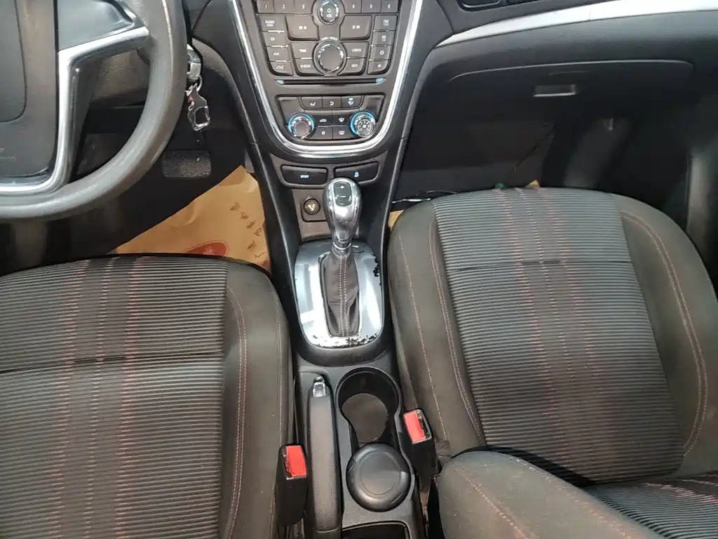 Фото 14 - Buick Encore