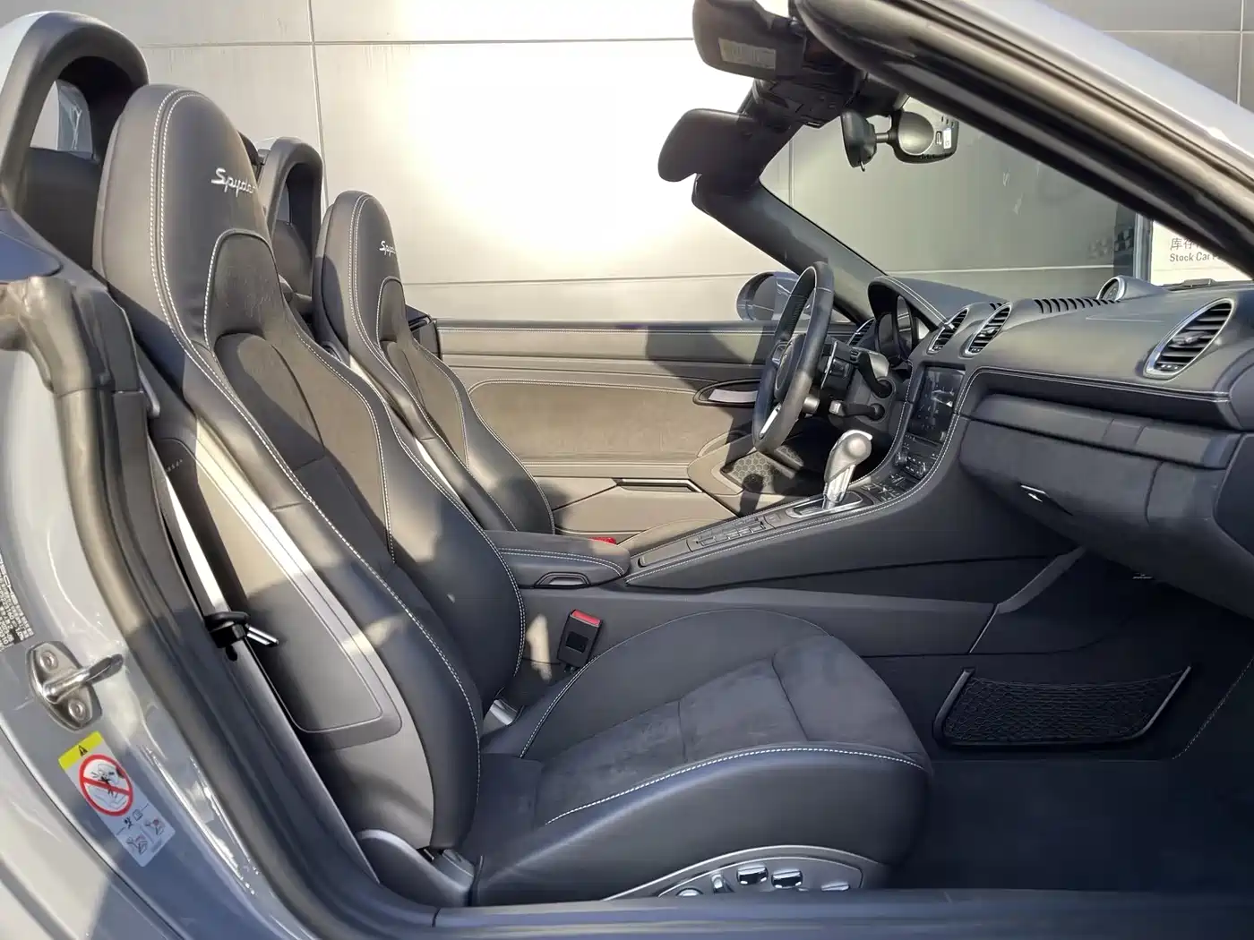 Porsche 718 2022 Spyder 2.0T фото 9