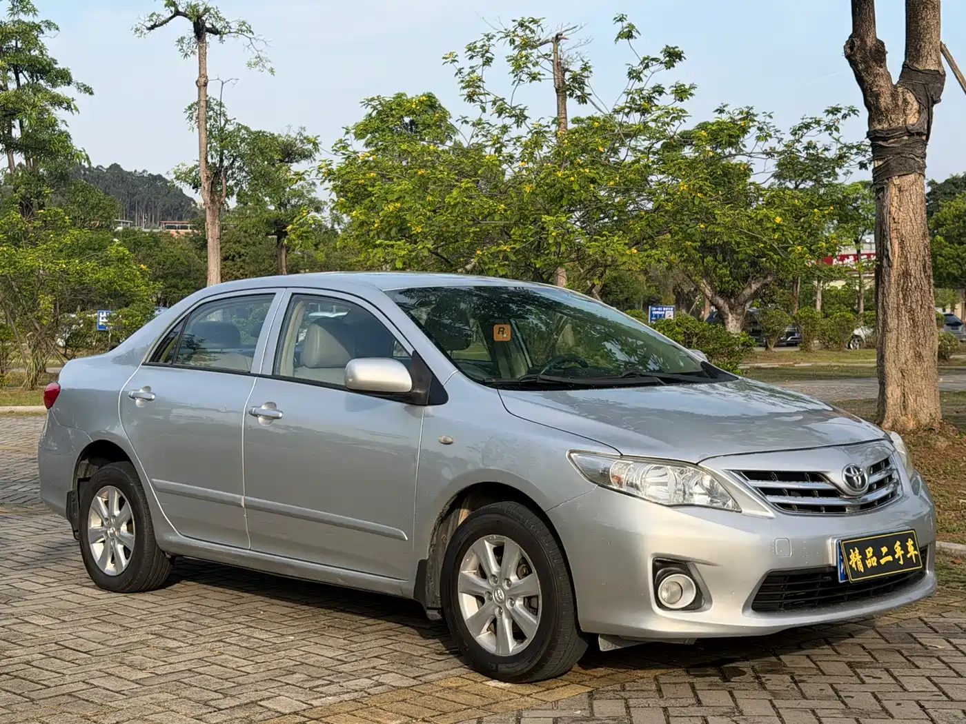 Toyota Corolla 2012 Styling Edition 1.6L Manual GL фото 2