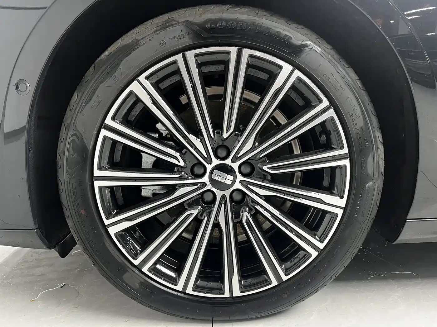 Geely Galaxy Galaxy Xingyao 8 2025 130km EM-P Starship Edition фото 17