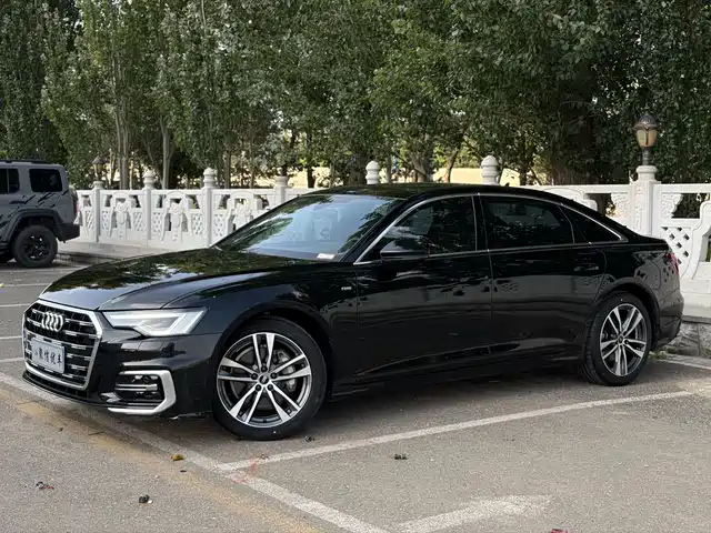 Audi A6L 40 TFSI, Люкс Драйв