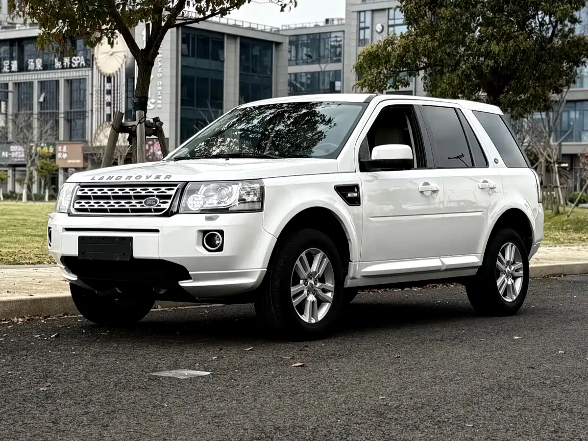 Land Rover Freelander 2 2014 2.0T Si4 SE Gasoline Edition