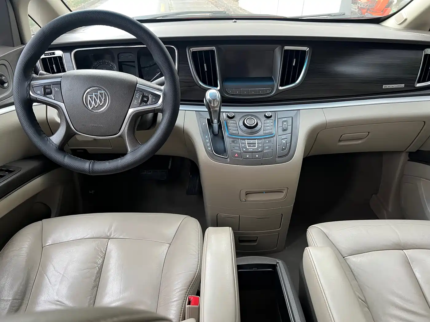 Buick GL8 2013 3.0L GT Luxury Business Elegance Edition фото 11