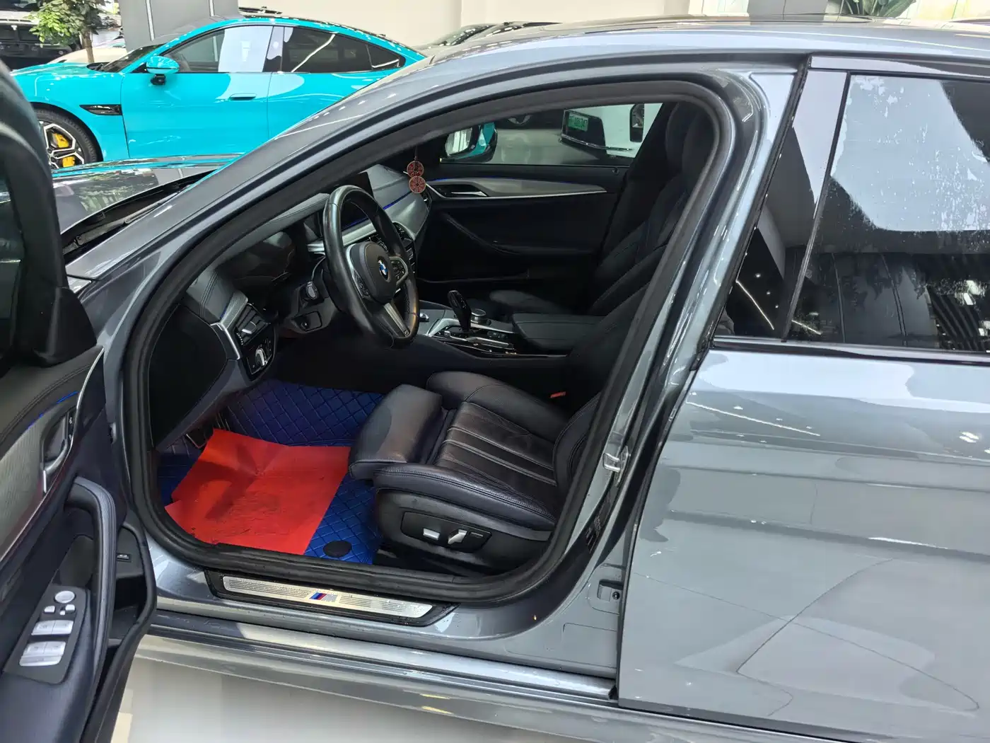 BMW 5 Series (Import) 2019 525i M Sport Package фото 6