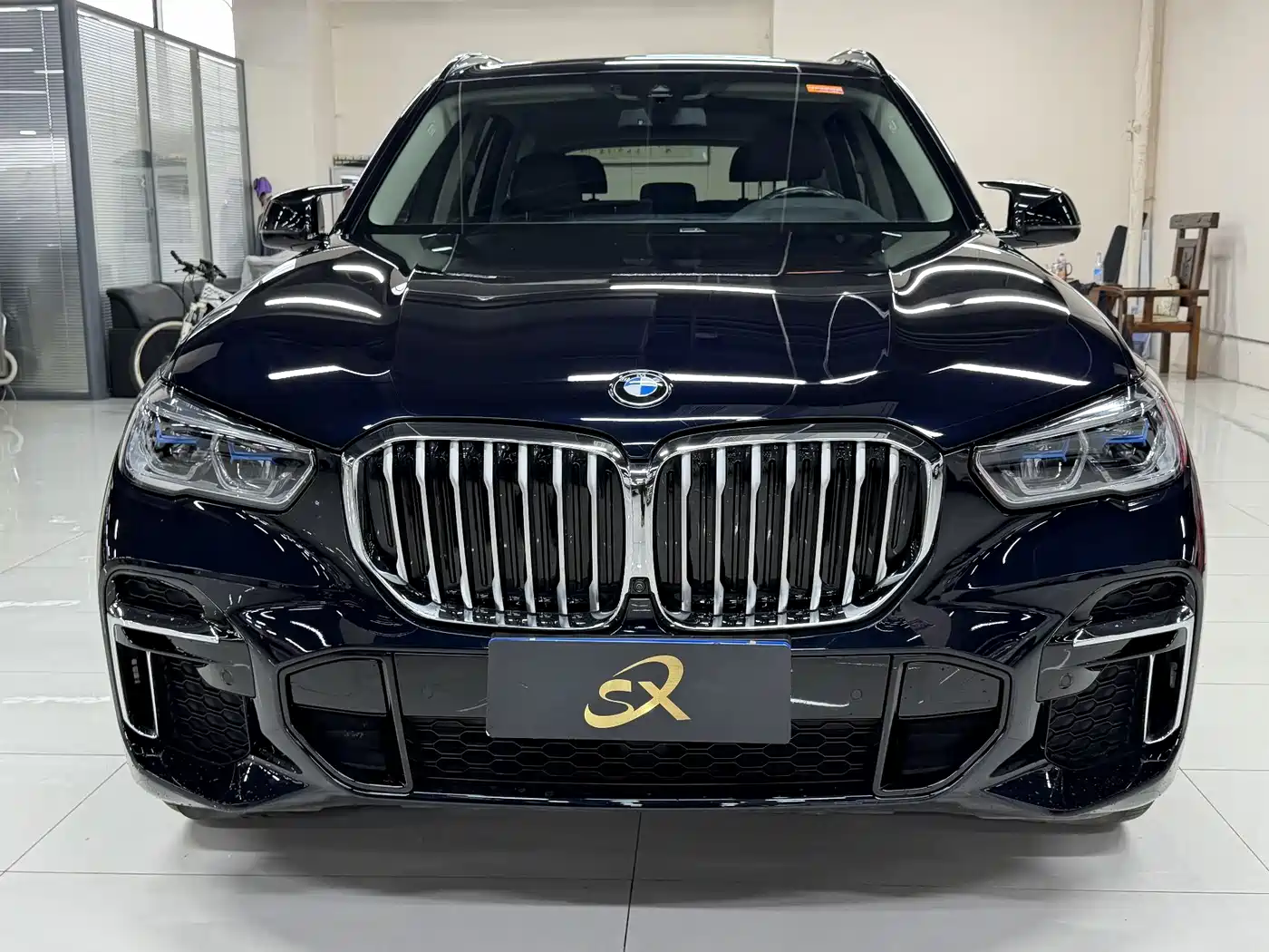 BMW X5 2022 xDrive 30Li Premium M Sport Package фото 2