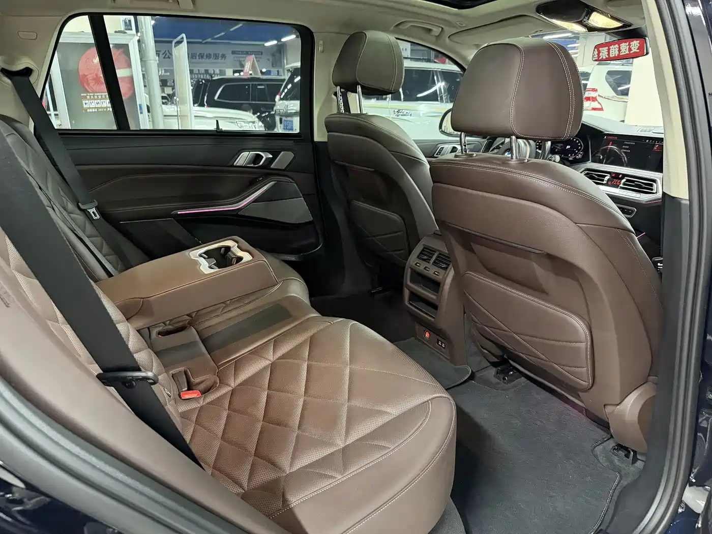 BMW X5 2022 xDrive 30Li Premium M Sport Package фото 13