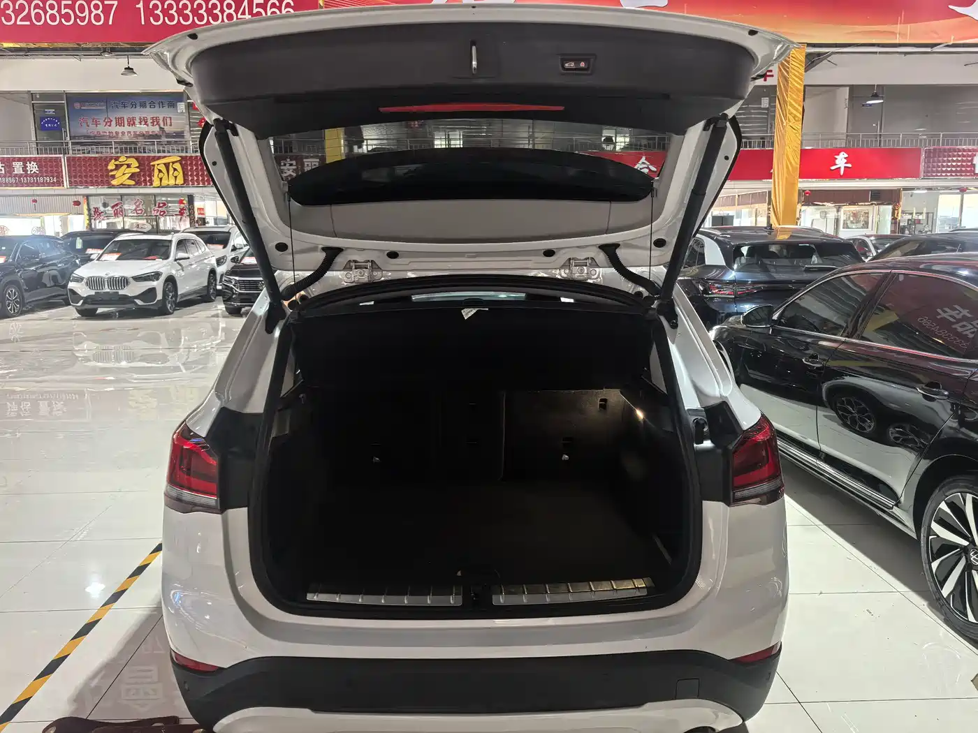 BMW X1 2022 sDrive25Li Leading фото 8
