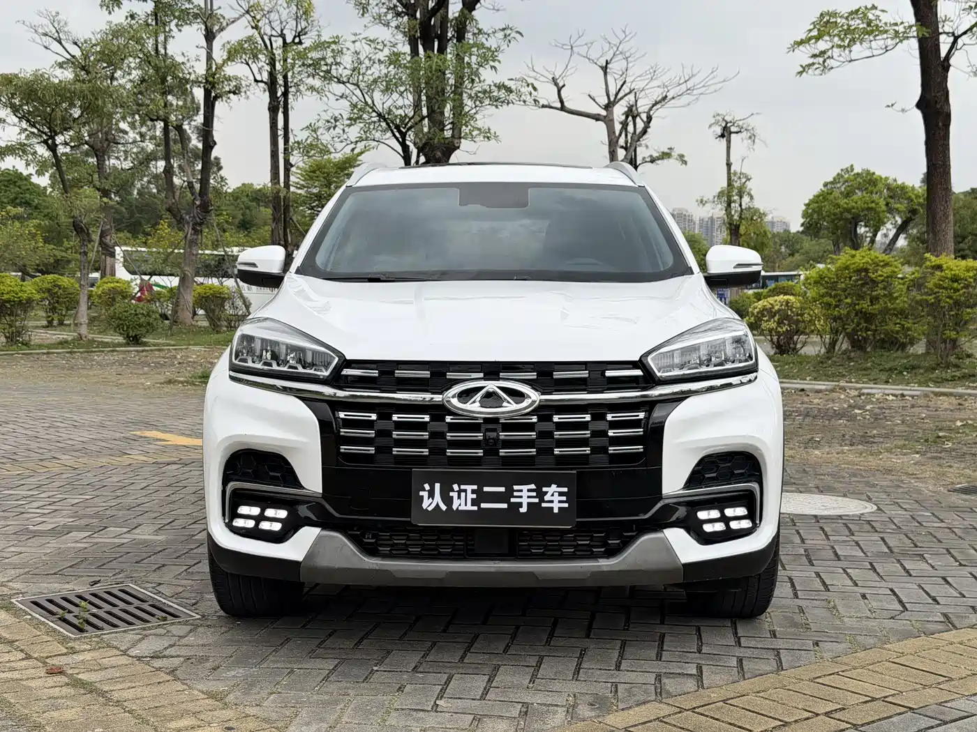 CHERY TIGGO 8