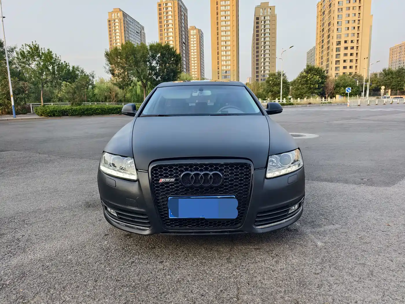 Фото 2 - Audi A6L
