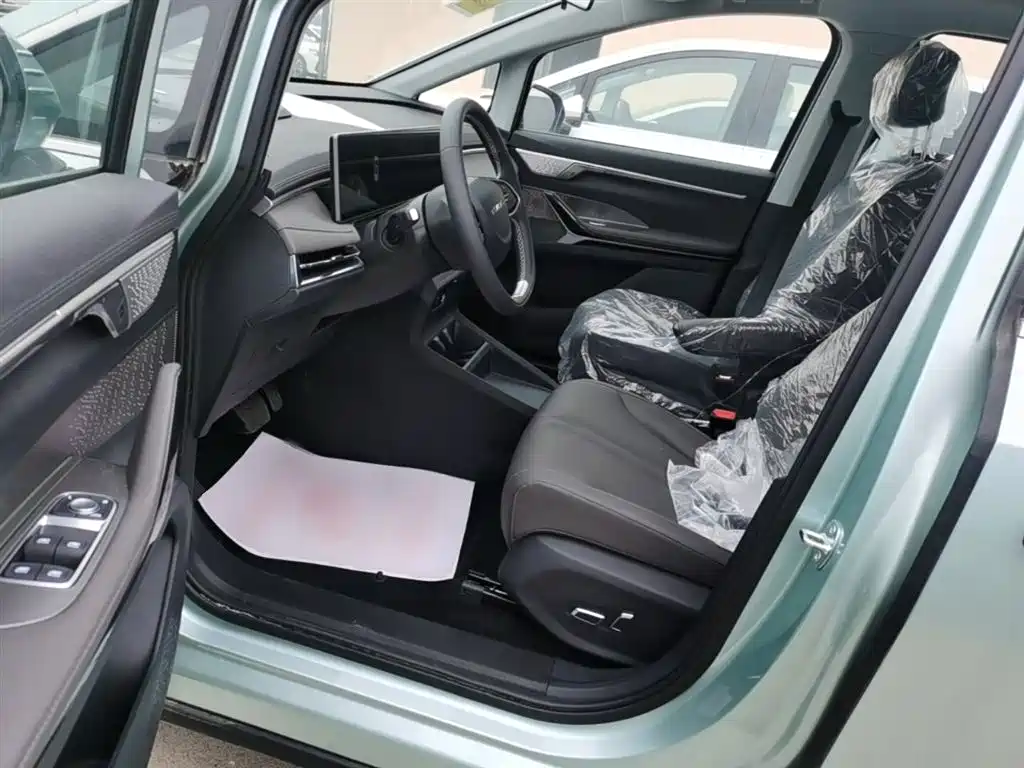 SAIC Maxus Dajia 7 2024 Facelift Super Hybrid Long Range Enjoyment Edition фото 15