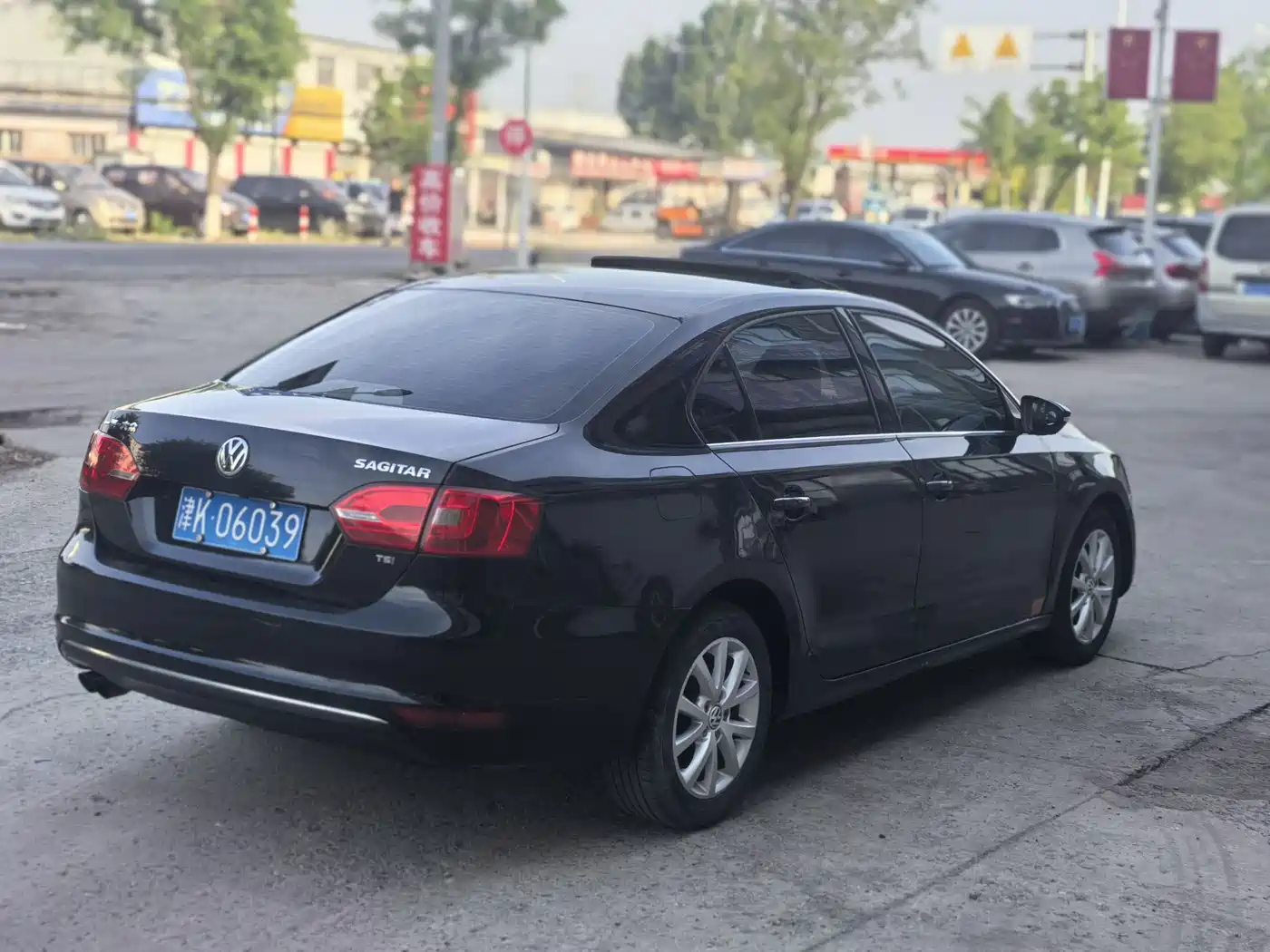 Volkswagen Sagitar 2012 1.4TSI Manual Luxury фото 6
