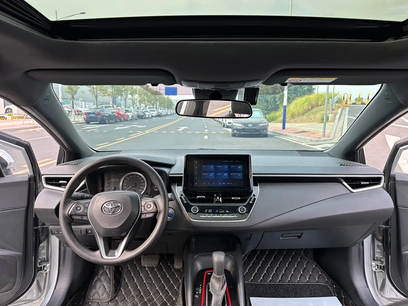Toyota Levin 2021 Dual Engine 1.8H E-CVT Sport фото 20
