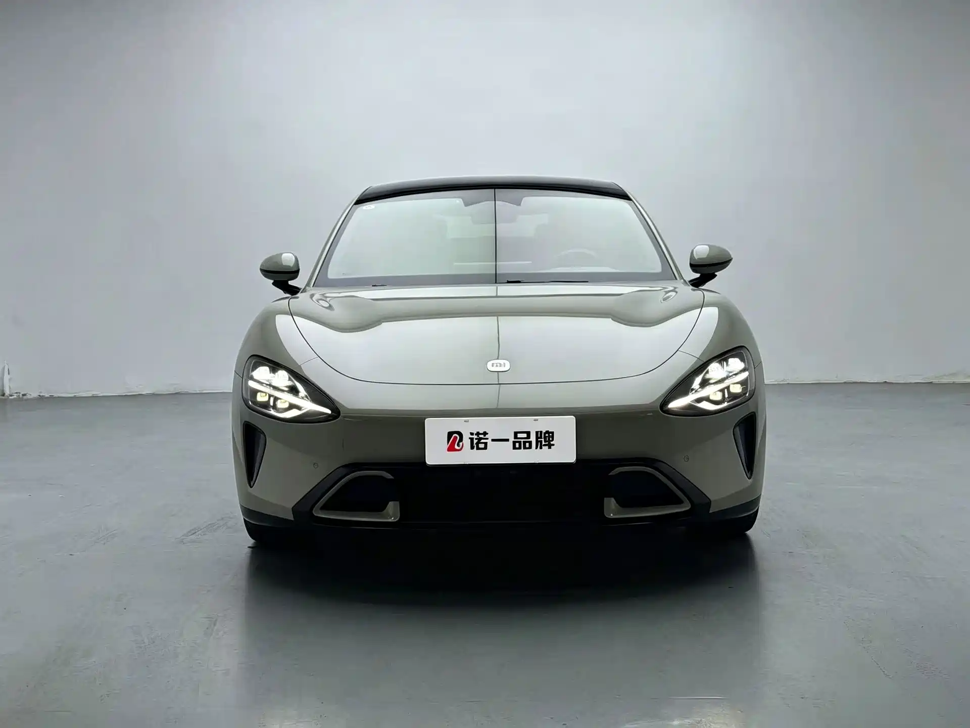 Фото 2 - Xiaomi SU7