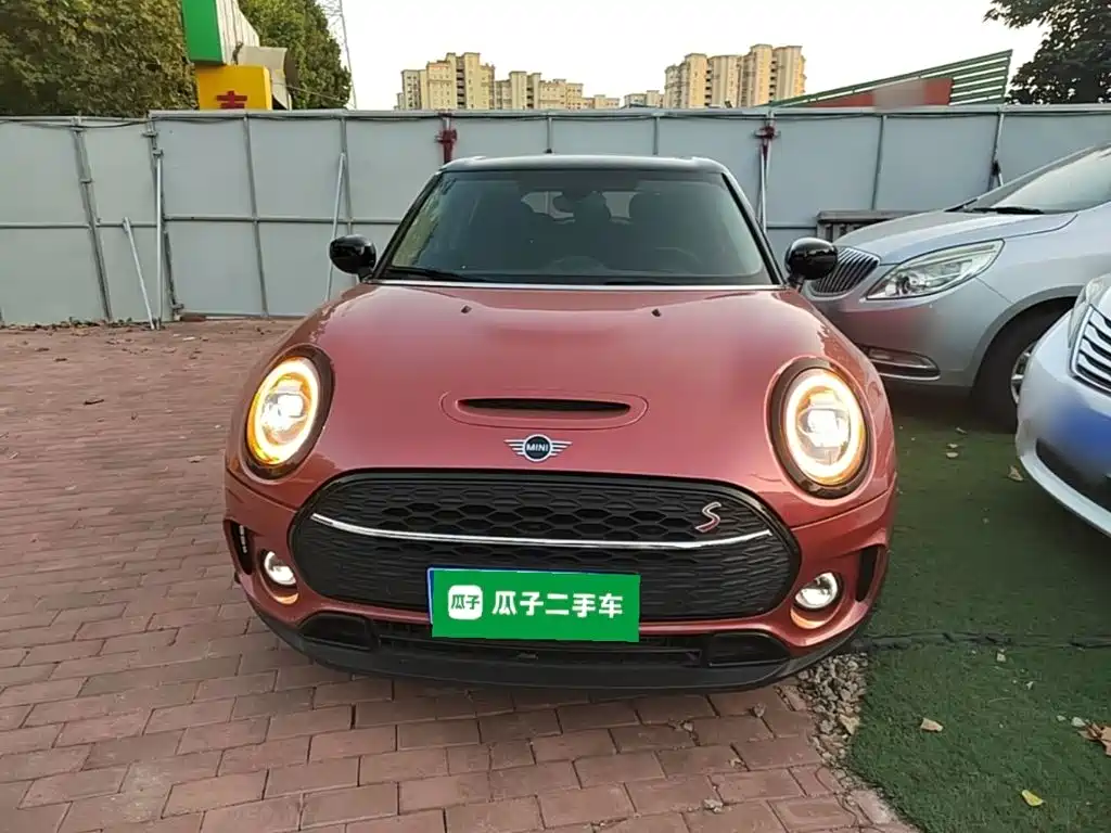 Фото 3 - MINI CLUBMAN